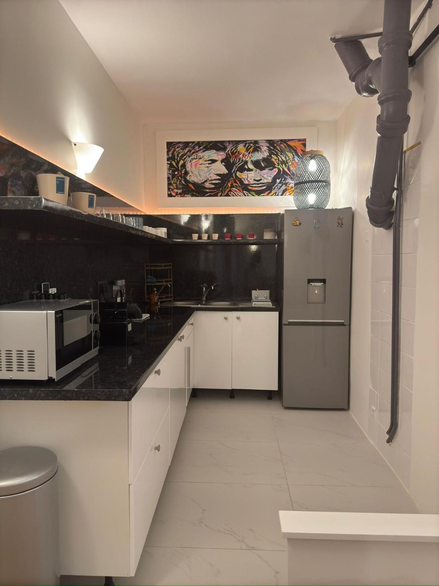 Marais, Sainte-croix Bretonnerie 2 - 4 Places Appartement